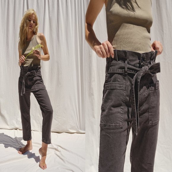 AMO Black Cropped Pants - Picture 1 of 8